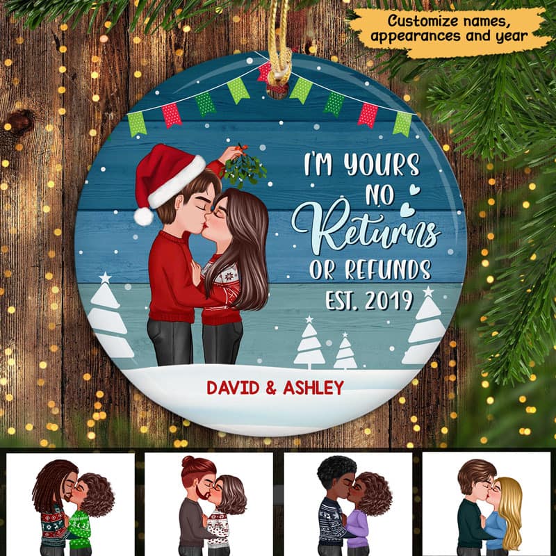 Blue Palette Doll Couple Kissing Personalized Circle Ornament