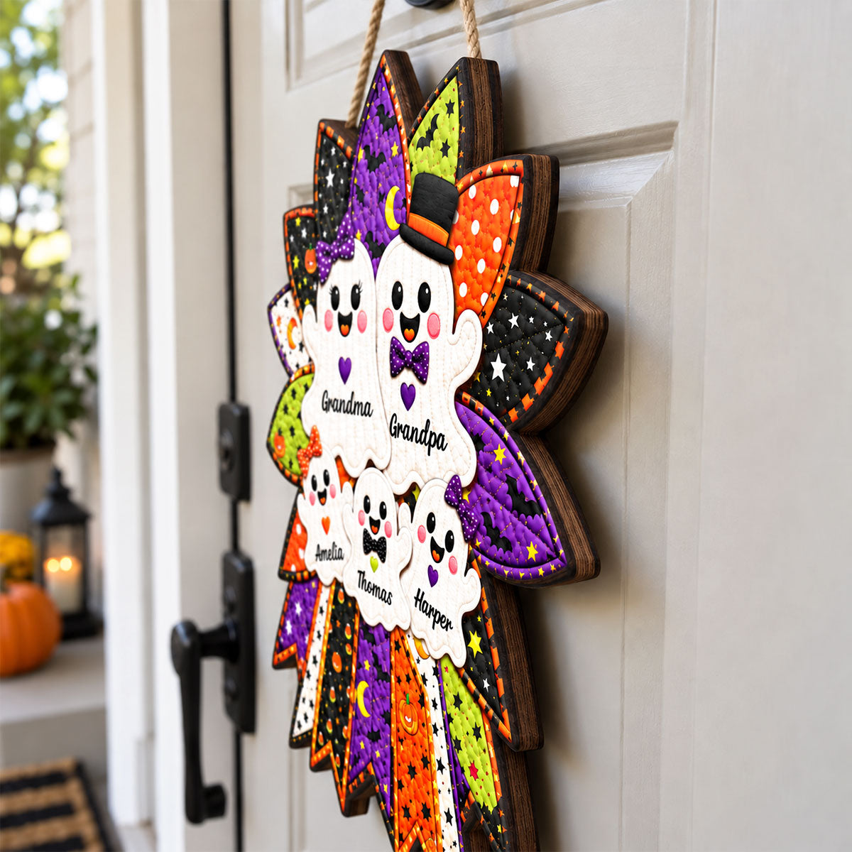 Quilted Effect Wreath Ghost Family 2D Flat - Personalized Wooden Sign - Halloween Decor for Grandma & Grandpa