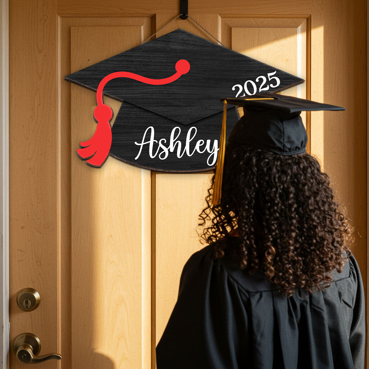 Graduation Cap Name & Year Personalized Wood Sign