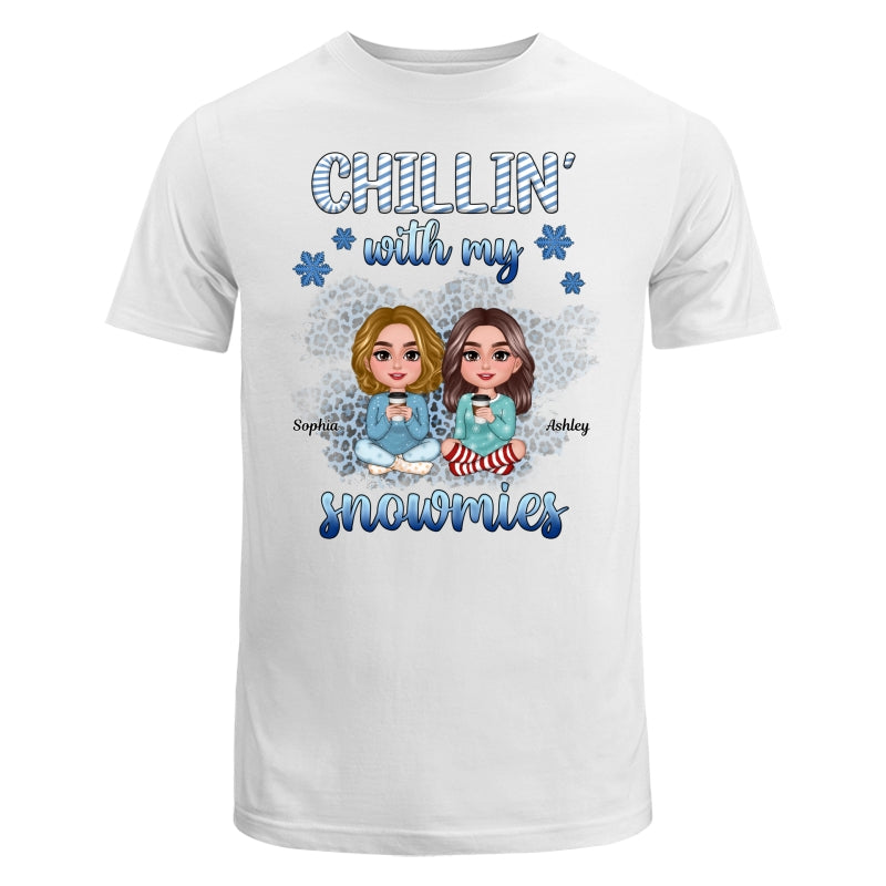 Chillin‘ With My Snowmies Blue Besties Sitting Christmas Personalized Shirt
