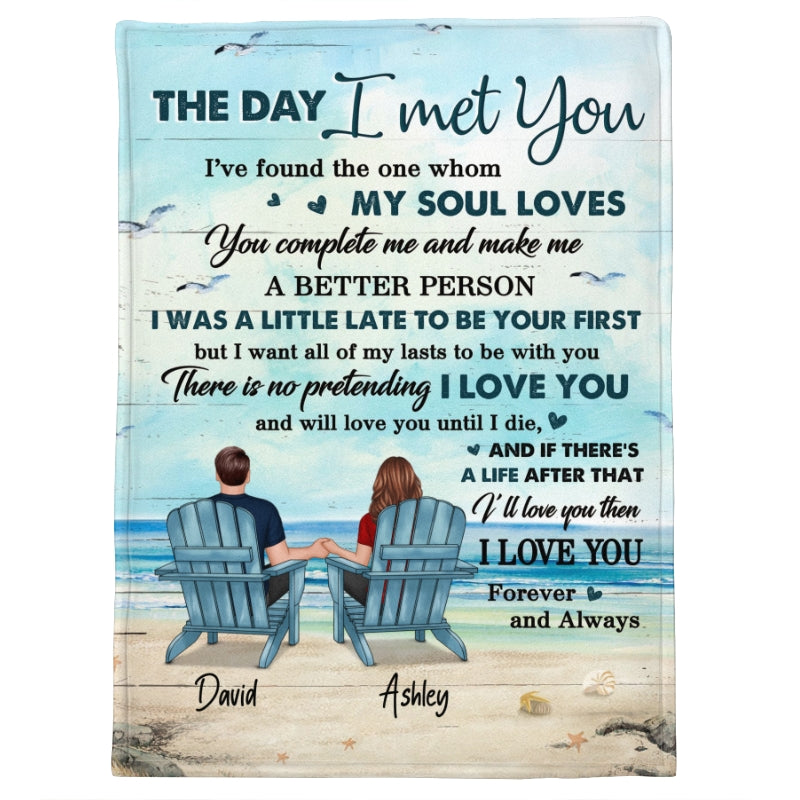 Back View Couple Beach Landscape Valentine‘s Day Anniversary Gift For Him For Her Personalized Fleece Blanket