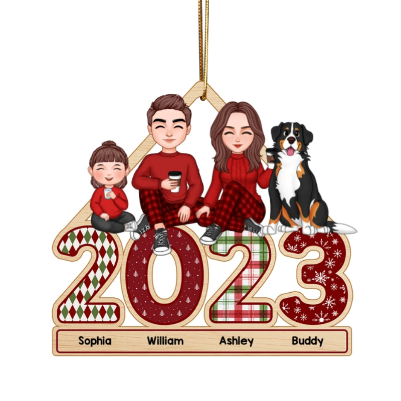 Cute Family Dad Mom Kids Dogs Cats Sitting On 2023 Patterned Personalized Wooden Ornament