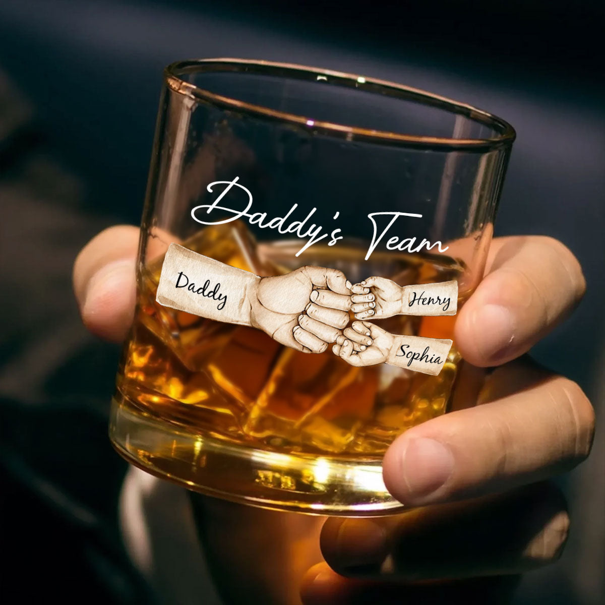 Daddy's Team Fist Bump Personalized Wine Glass, Father's Day Gift For Dad, Gift for Husband, Gift for Grandpa