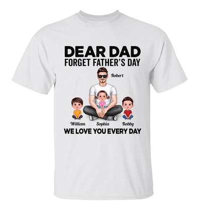 Dad Sitting With Cute Kids Father‘s Day Gift Personalized Shirt