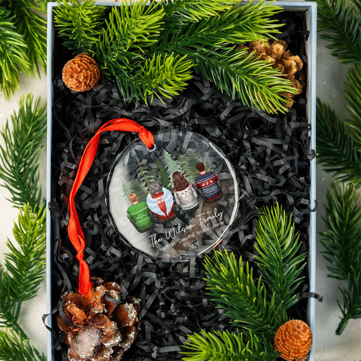 Personalized Family Christmas Personalized Glass Ornament, Custom Appearances & Names