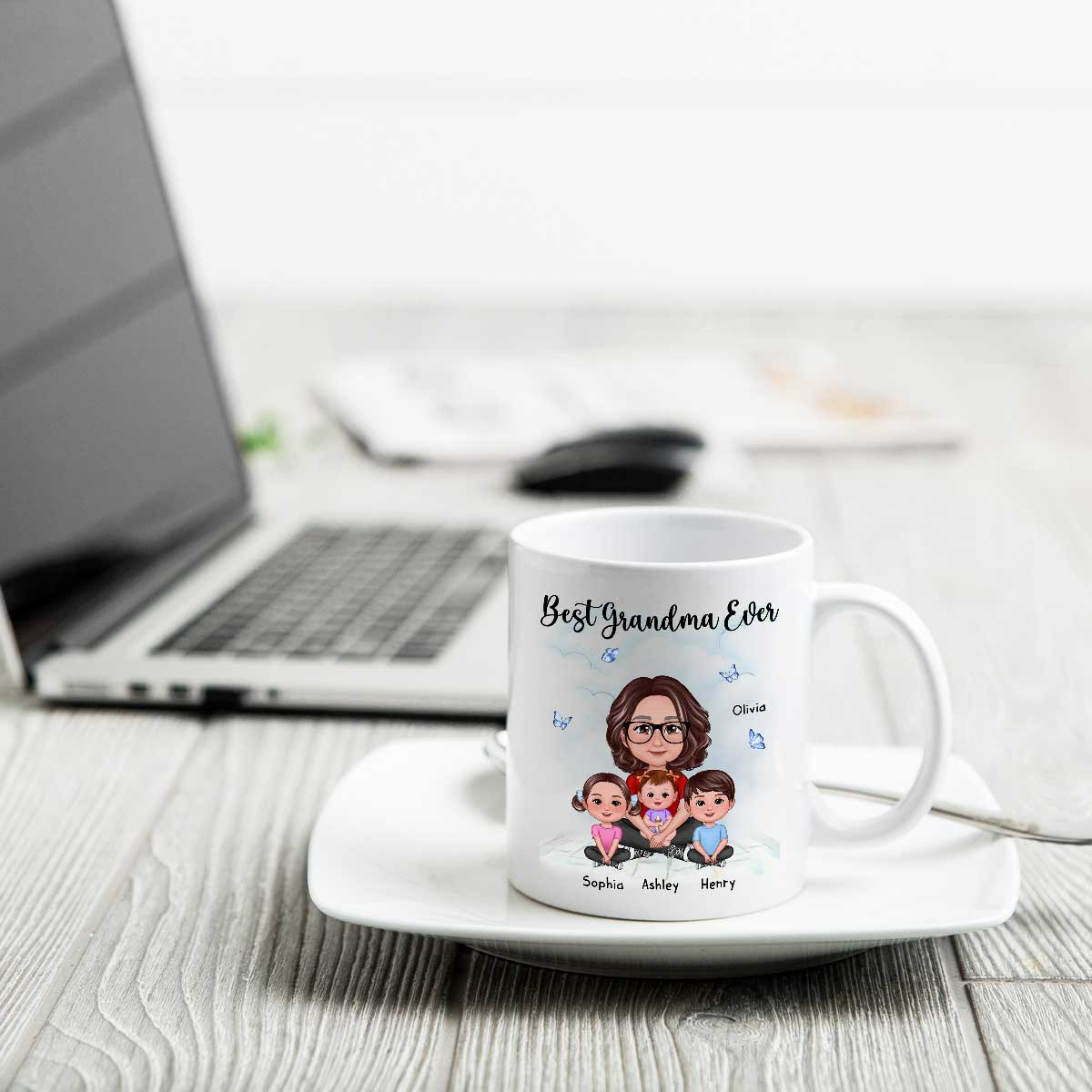 Best Grandma Ever Sitting Crossed Legs Personalized Mug