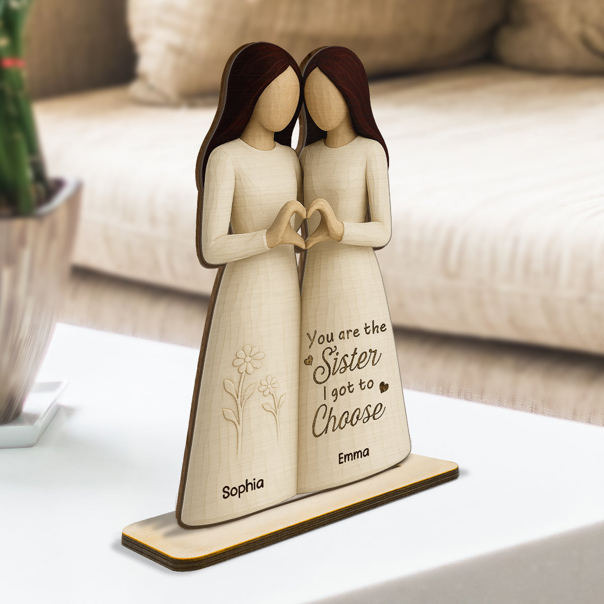 Besties Heart Hands 3D Effect Personalized Standing Wooden Plaque, Birthday Gift Friendship Gift for Besties, Best Friends