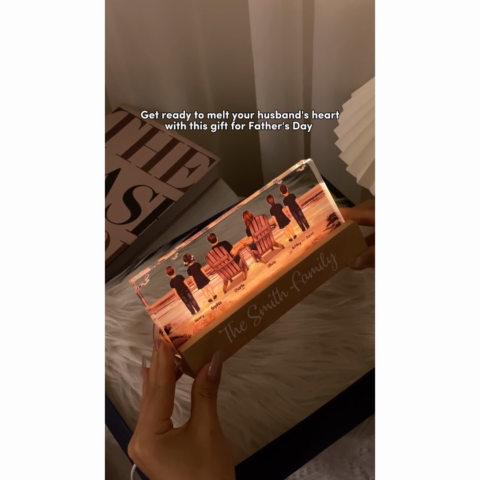 Family At Beach Retro Vintage Personalized Acrylic LED Night Light, Father's Day Gift For Dad, Gift For Husband, Wife