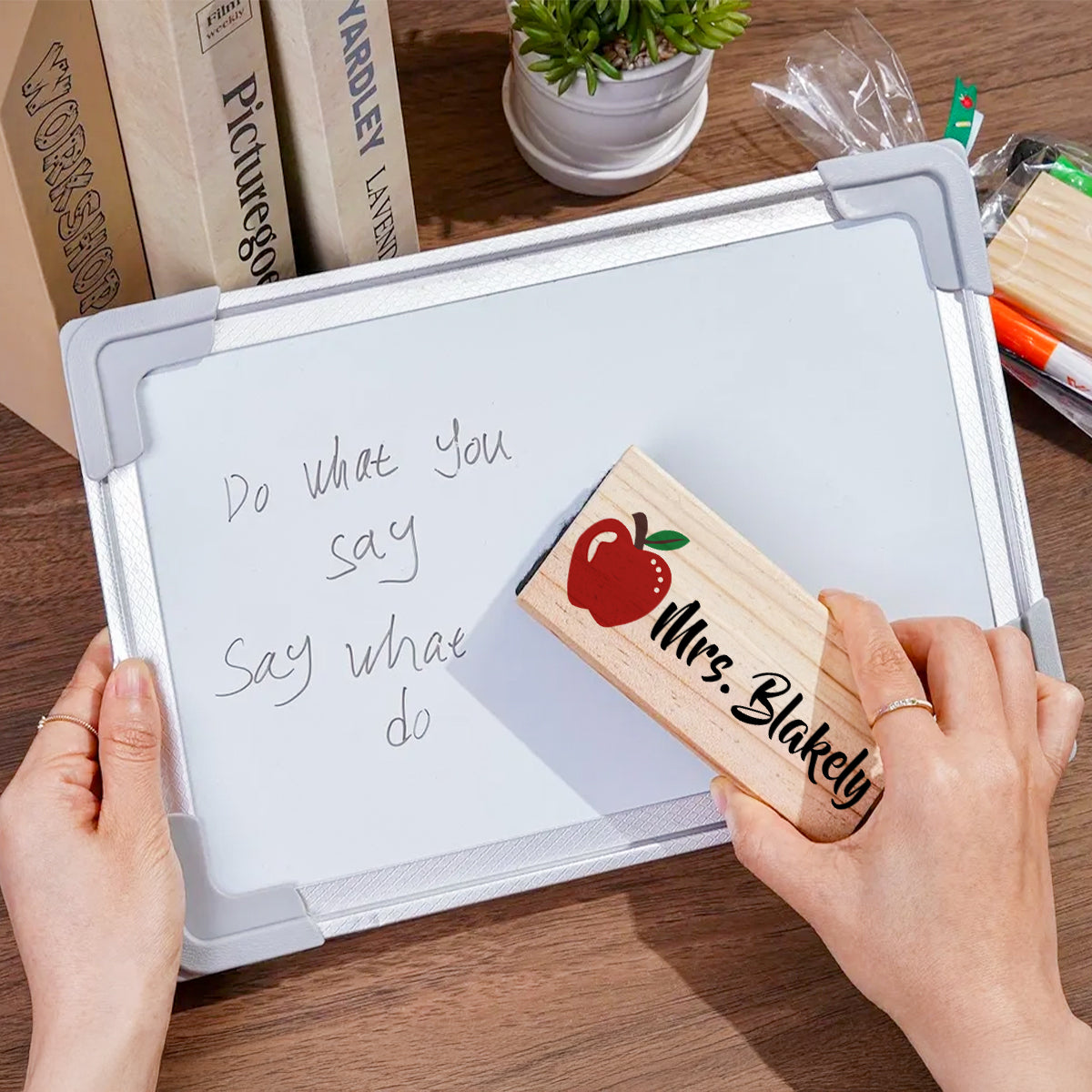 Personalized Teacher Whiteboard Eraser, Custom Teacher Appreciation Gifts, Chalkboard Eraser with Marker, Preschool Teacher Name gifts