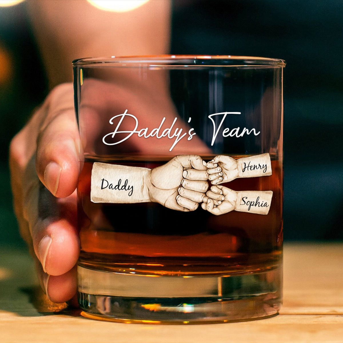 Daddy's Team Fist Bump Personalized Wine Glass, Father's Day Gift For Dad, Gift for Husband, Gift for Grandpa