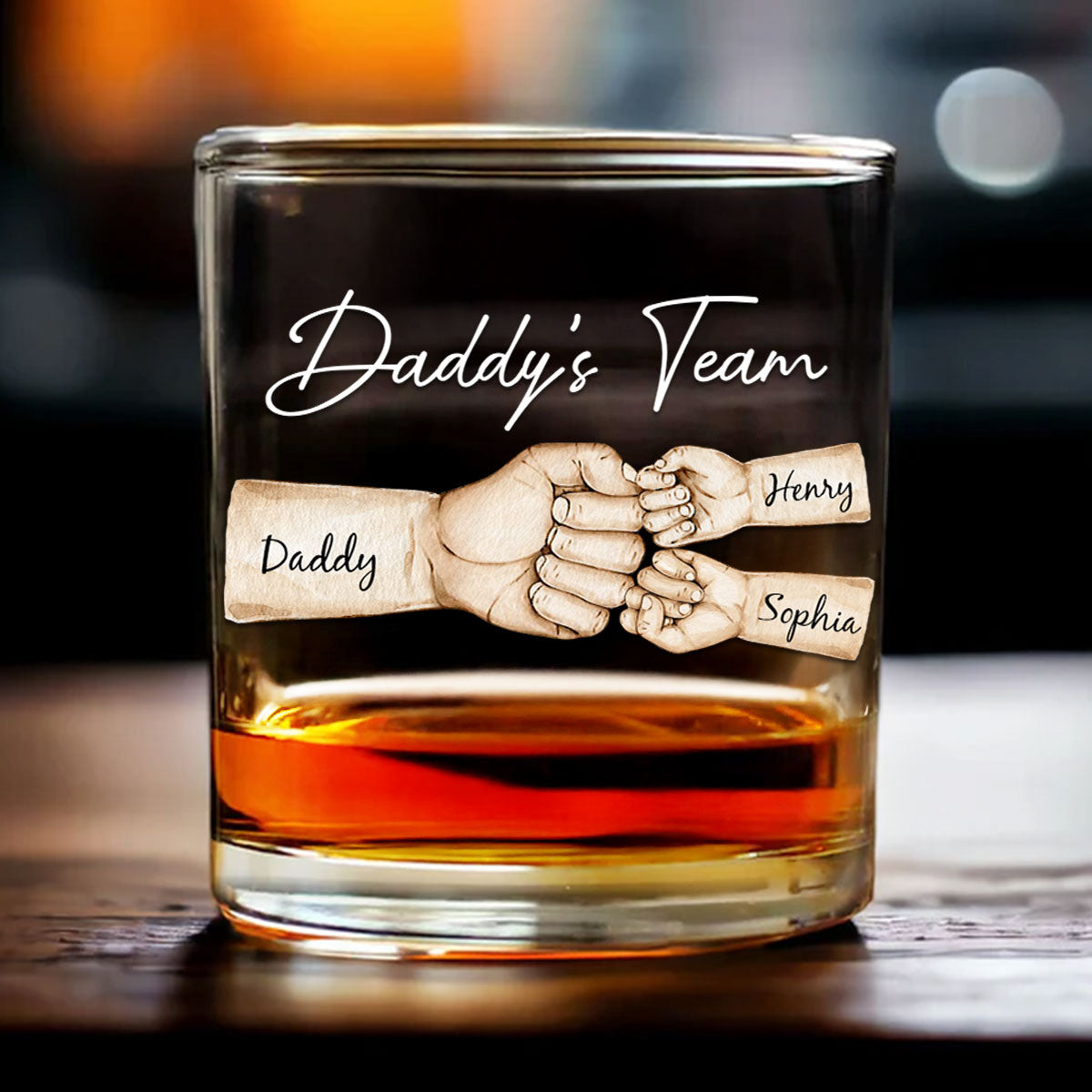 Daddy's Team Fist Bump Personalized Wine Glass, Father's Day Gift For Dad, Gift for Husband, Gift for Grandpa
