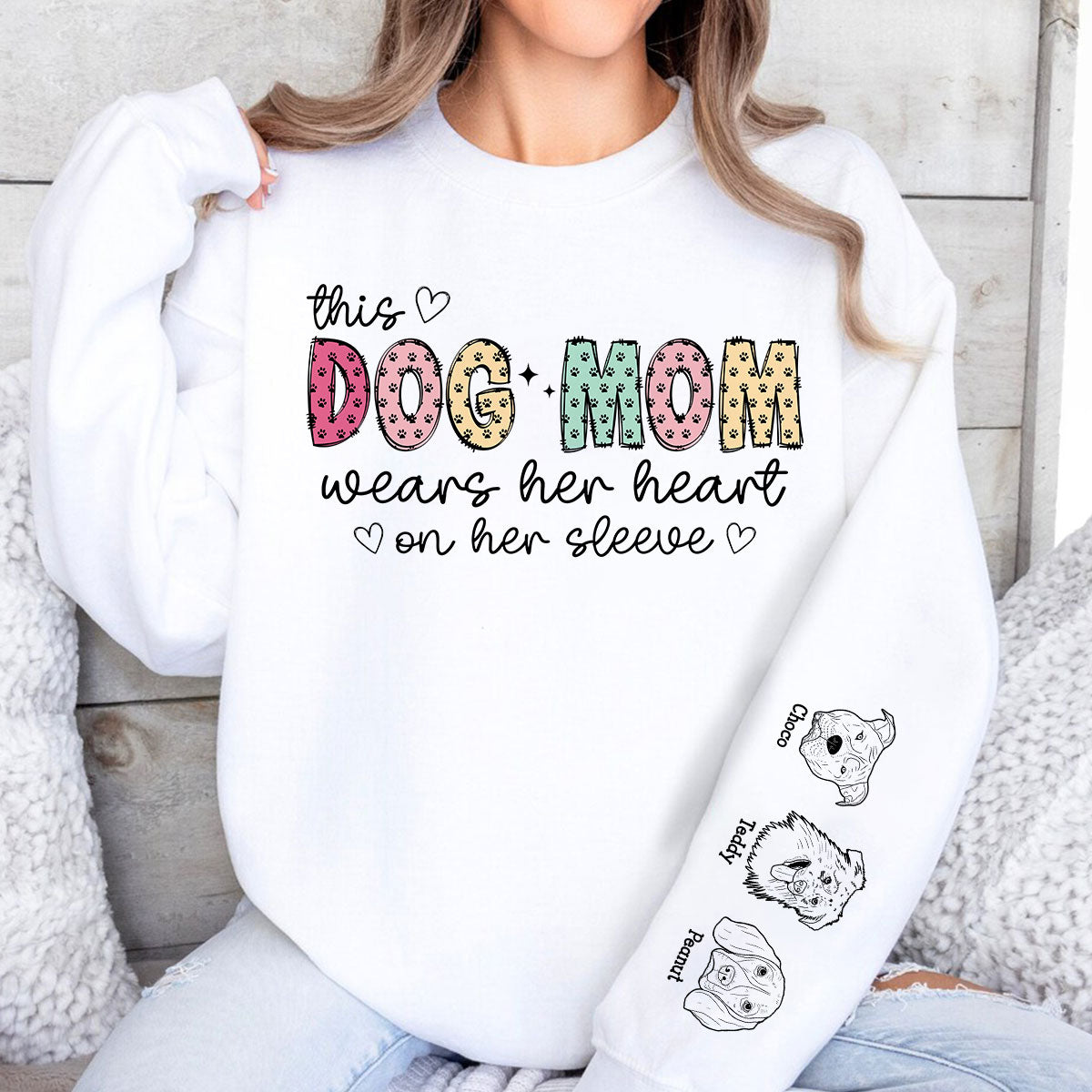 Paw Pattern, This Dog Mom Wears Her Heart On Her Sleeve, Custom Dog Name, Dog Mama, Personalized Sleeve Printed Sweatshirt