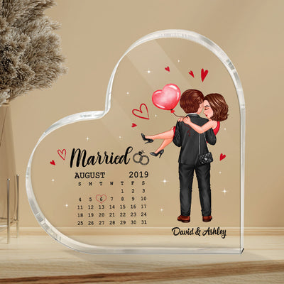 Embracing Hugging Doll Couple Calendar Personalized Heart Acrylic Plaque - Gift For Him Gift For Her