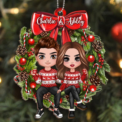 Couple Sitting On Christmas Wreath Personalized Wooden Ornament