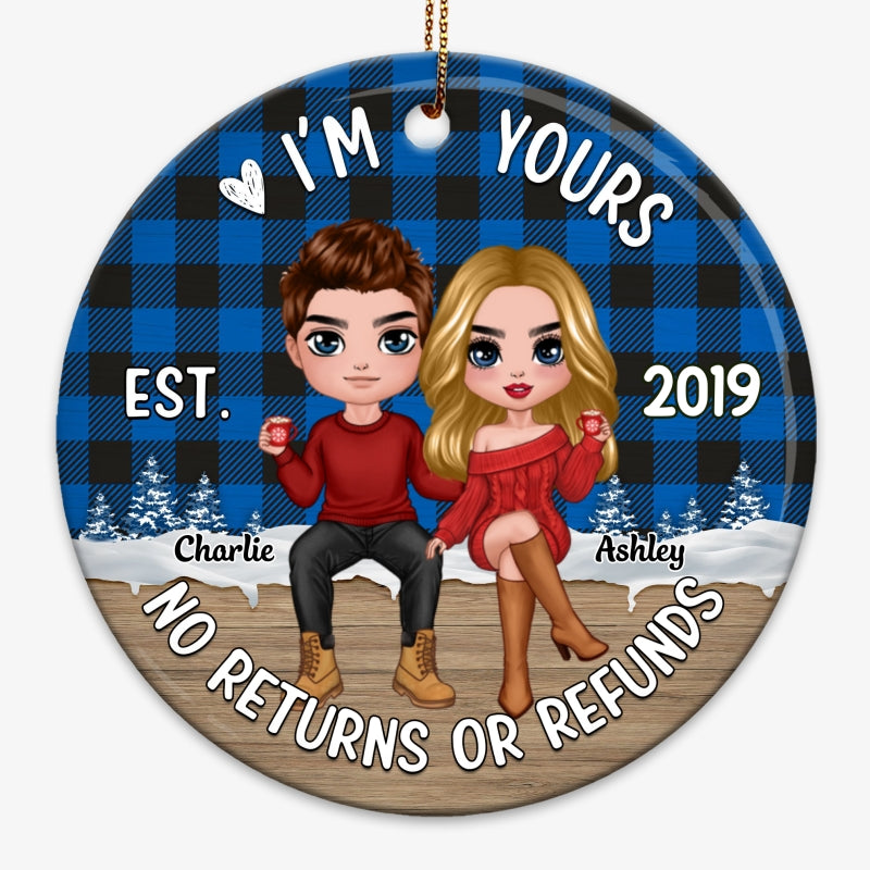 Checkered Pattern Couple Sitting On Snow Personalized Circle Ornament