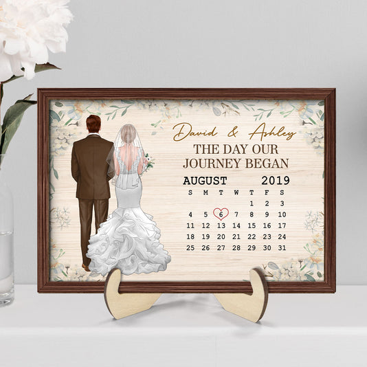 Back View Couple Wedding Anniversary Date Calendar Personalized 2-Layer Wooden Plaque