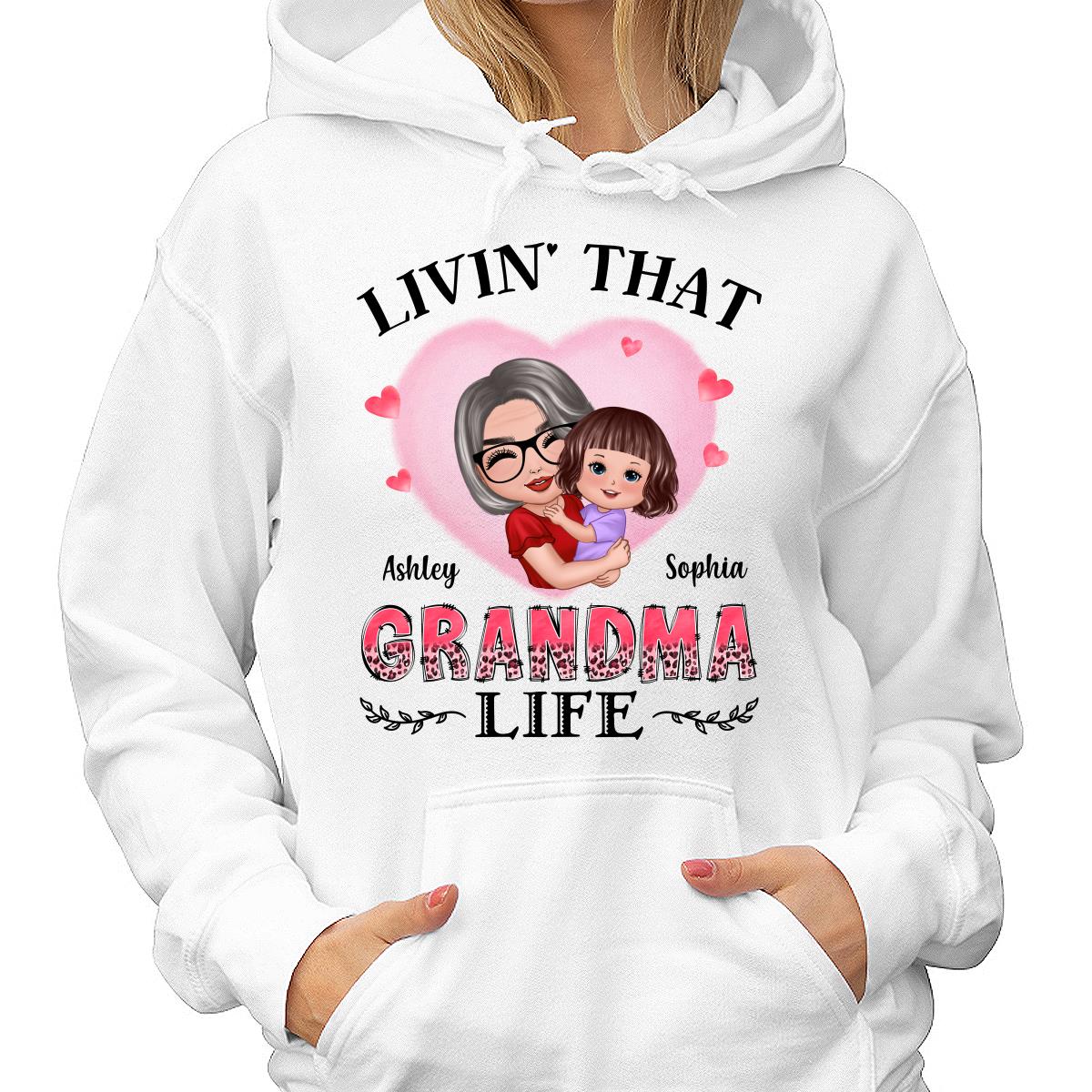 Doll Grandma Hugging Kids Livin‘ That Grandma Life Personalized Shirt