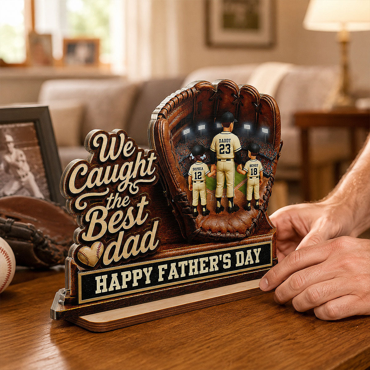We Caught The Best Grandpa Man & Kids In Glove - Personalized 2-Layered Wooden Plaque - Happy Father's Day For Baseball Grandpa