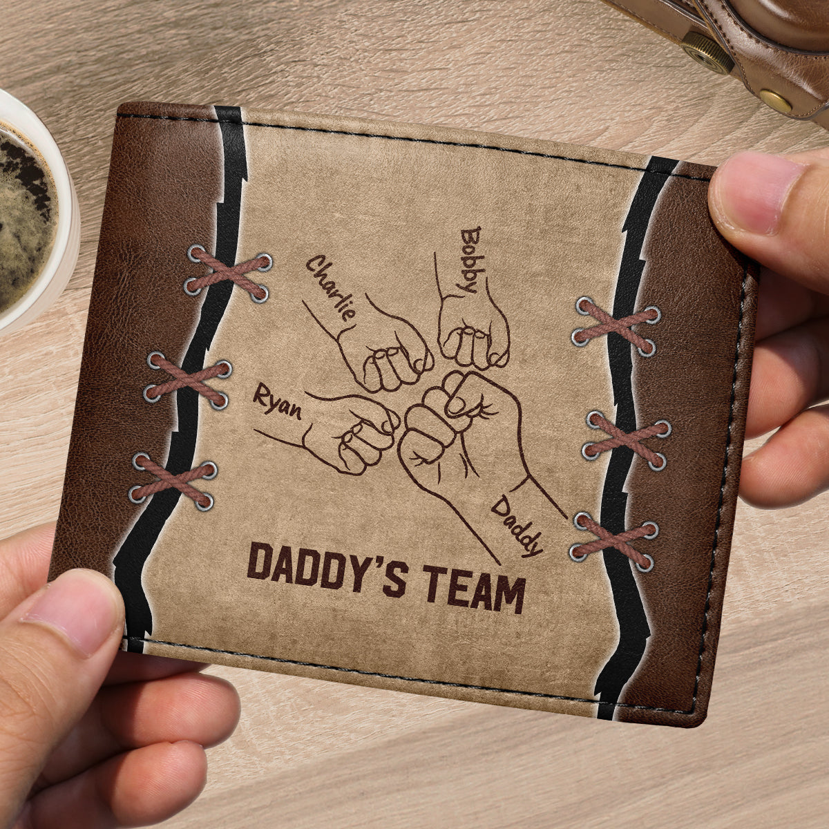 Daddy‘s Team Fist Bump Outline Gift For Dad Personalized Men’s Wallet