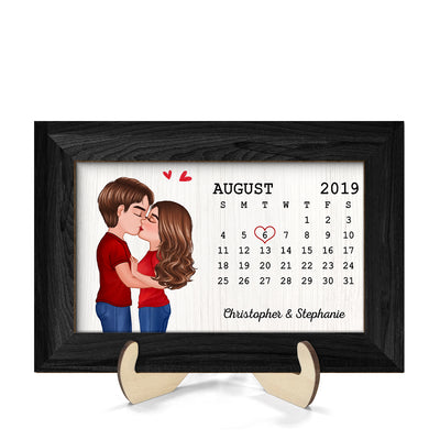 Couple Kissing Anniversary Calendar Personalized 2-layer Wooden Plaque