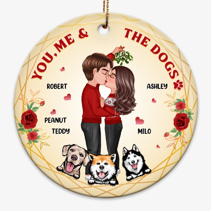 Rose Wreath Couple And Dogs Personalized Circle Ornament