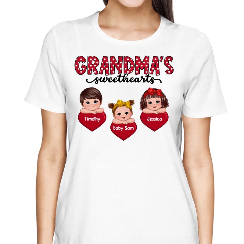 Grandma‘s Sweethearts Cute Kids On Hand Personalized Shirt