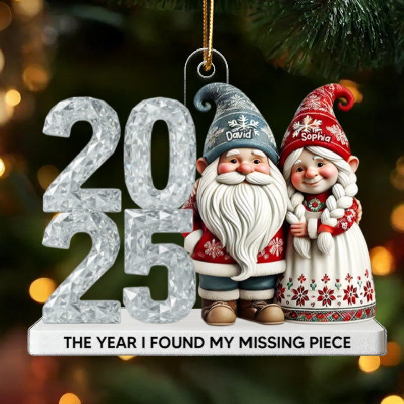 3D Shining Effect Gnome Couple - Personalized Acrylic Ornament - Unique Christmas Gift For Him, For Her, For Couple