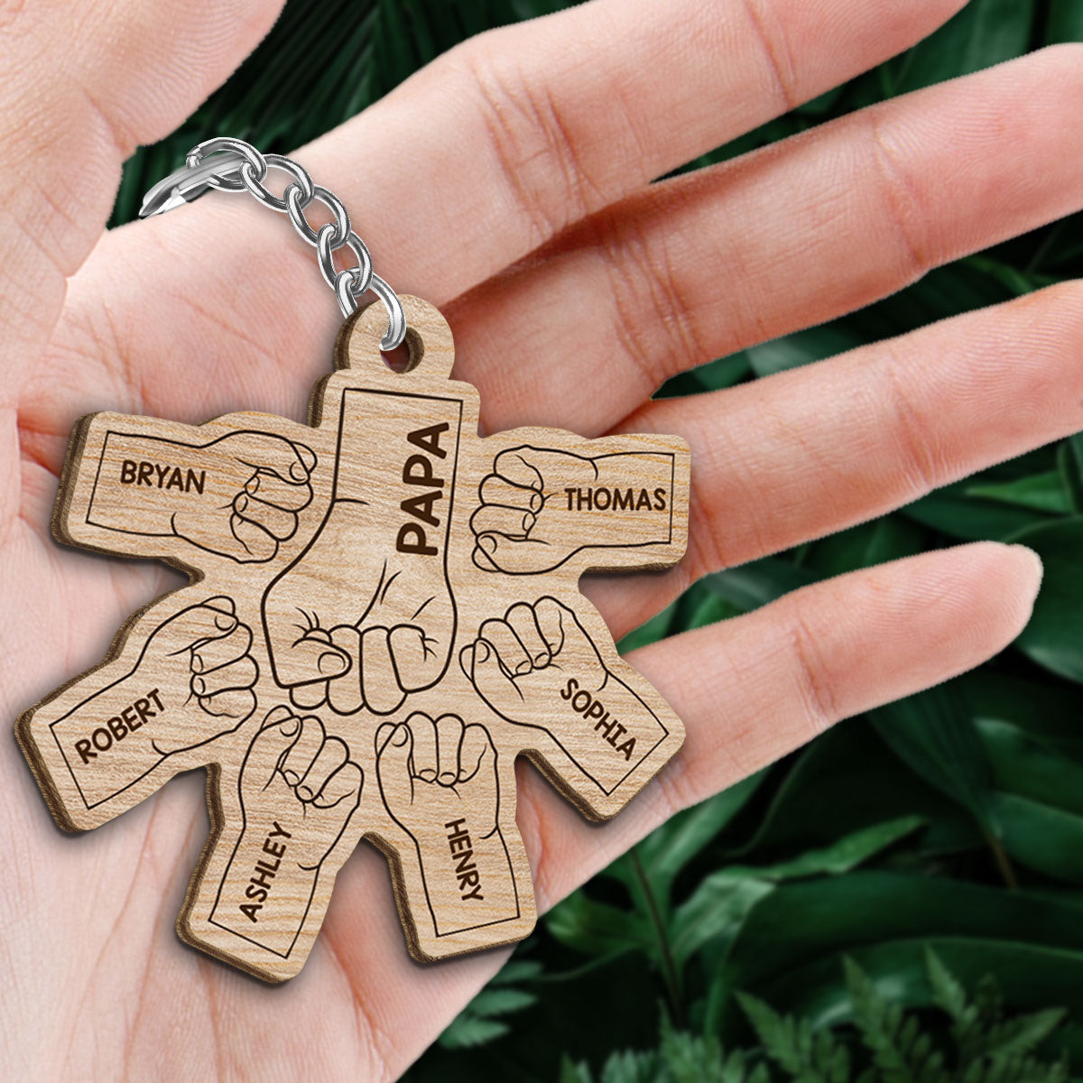 Dad Grandpa And Kids Fist Bump Hands Father‘s Day Gift Personalized Wooden Keychain