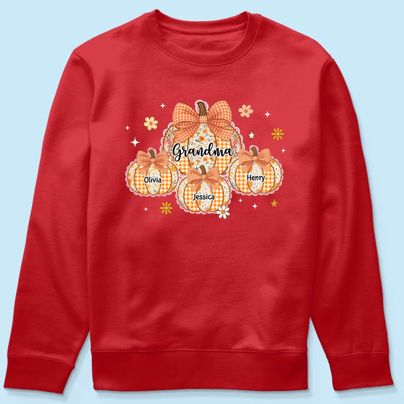 Lace Pattern Grandma Custom Pumpkins With Kids Names - Personalized Shirt - Gift For Grandmas, Fall Vibe Cozy Shirt
