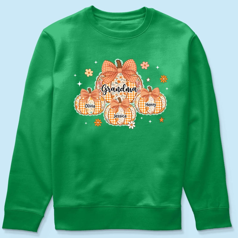Lace Pattern Grandma Custom Pumpkins With Kids Names - Personalized Shirt - Gift For Grandmas, Fall Vibe Cozy Shirt
