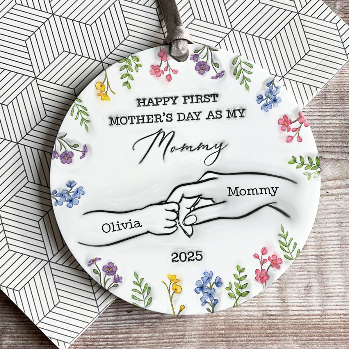 3D Inflated Effect Happy First Mother's Day Hand Outline Personalized Circle Ceramic Ornament