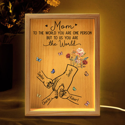 Kids Holding Mom‘s Hand Vintage Birth Month Flowers Gift For Mom Personalized Wooden Frame Light Box