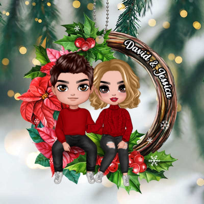 Couple Sitting On Christmas Wreath Personalized Wooden Ornament