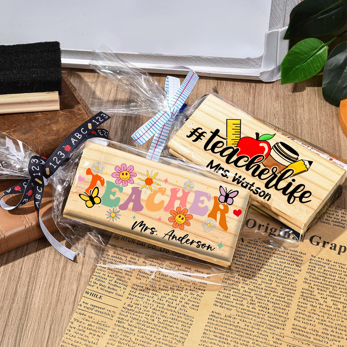 Personalized Teacher Whiteboard Eraser, Custom Teacher Appreciation Gifts, Chalkboard Eraser with Marker, Preschool Teacher Name gifts
