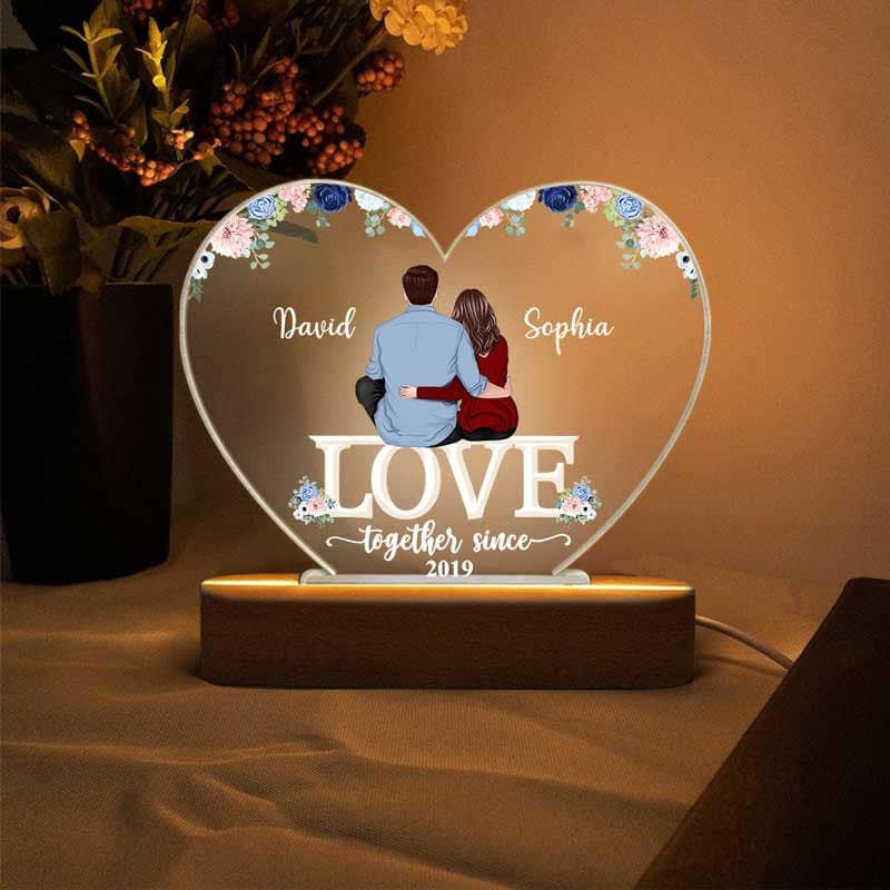 Couple Sitting Love Valentine‘s Day Gift For Him Gift For Her - Personalized Heart Plaque LED Night Light - Acrylic LED Lamp