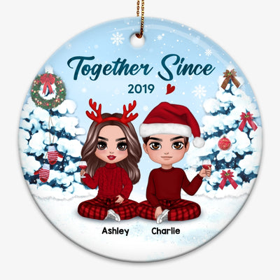 Couple Sitting In Snow Personalized Circle Ornament