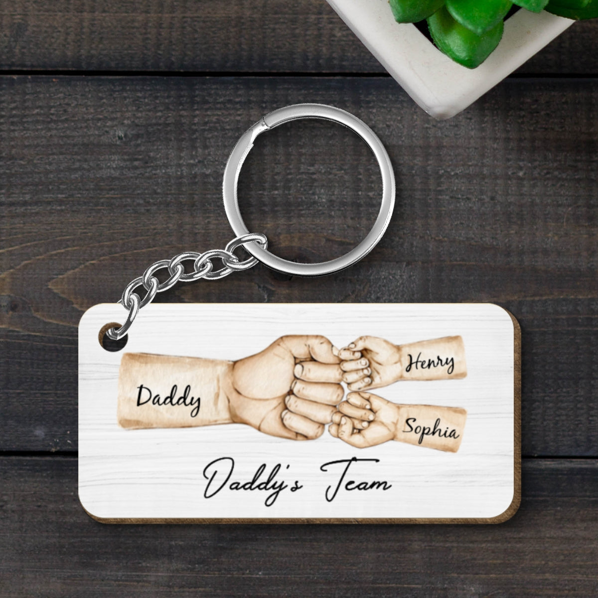 Daddy's Team Fist Bump Personalized Wooden Keychain, Father's Day Gift For Dad, For Grandpa, For Husband