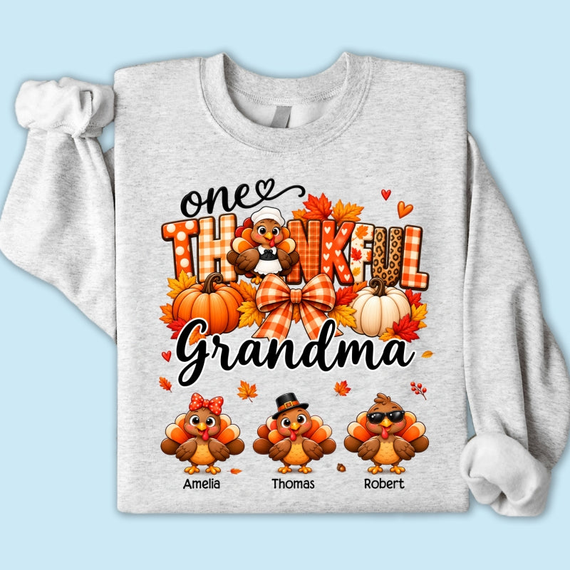 One Thankful Grandma Turkey Thanksgiving - Personalized Shirt - Gift For Mom, Grandma