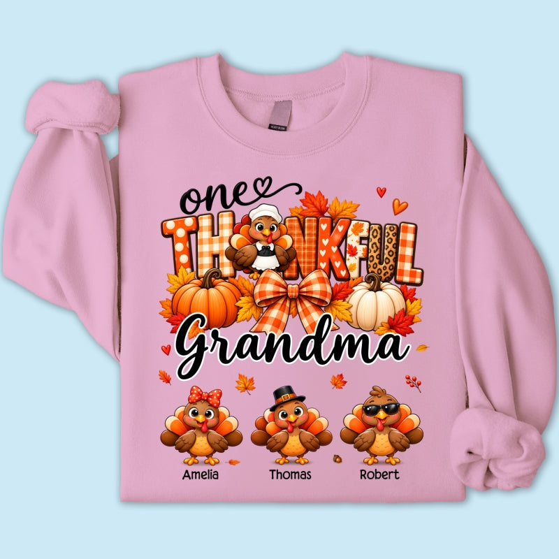 One Thankful Grandma Turkey Thanksgiving - Personalized Shirt - Gift For Mom, Grandma