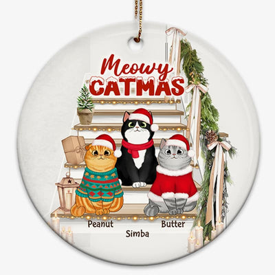 Christmas Fluffy Cats On Stair Personalized Circle Ornament