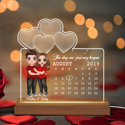 Doll Couple Hugging Under 3D Heart Anniversary Date Calendar Personalized Custom Shape Acrylic Plaque With LED Night Light - Anniversary Gift For Couple - Gift For Him Gift For Her