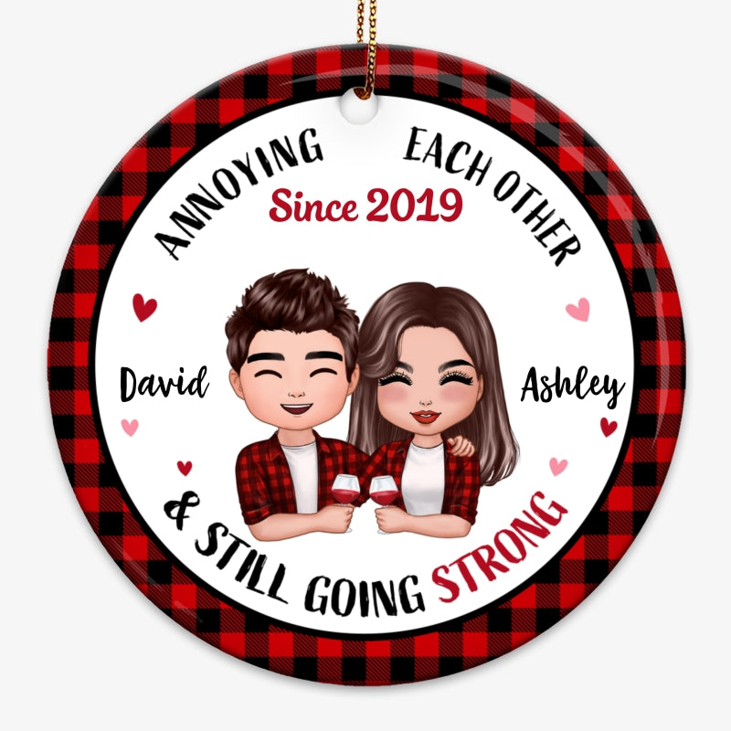 Doll Couple Hugging Holding Drinks Checkered Pattern Christmas Personalized Circle Ornament
