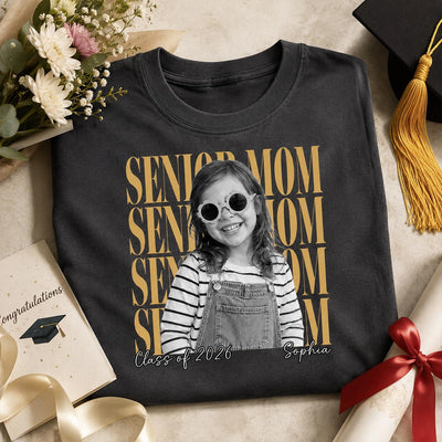 Senior Mom Dad Family Vintage Photo - Personalized Shirt - Class of 2027 Family Shirts