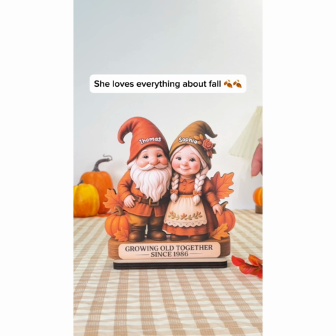 3D Effect Fall Season Gnome Couple Personalized Standing Wooden Plaque| Anniversary Gift, Birthday Gift, Wedding Gift For Couple