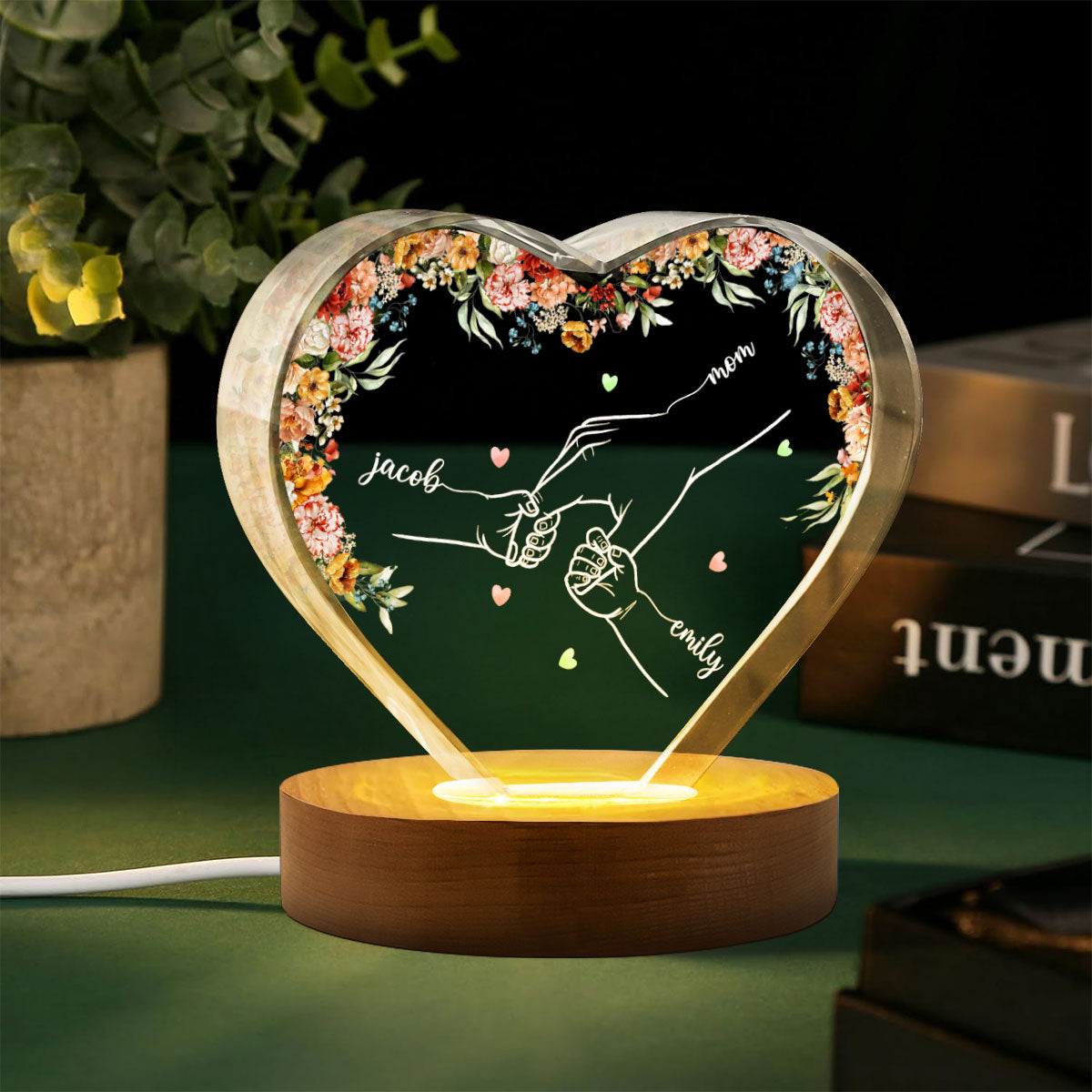 Personalized Name Mom And Kid Hands Premium Crystal Heart LED, A Timeless Treasure for Mom, Free Shipping Included