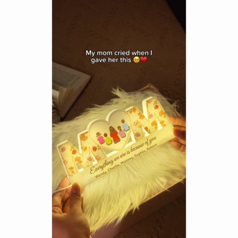 MOM Birth Month Flower Personalized Light Box, Heartfelt Gift For Mom