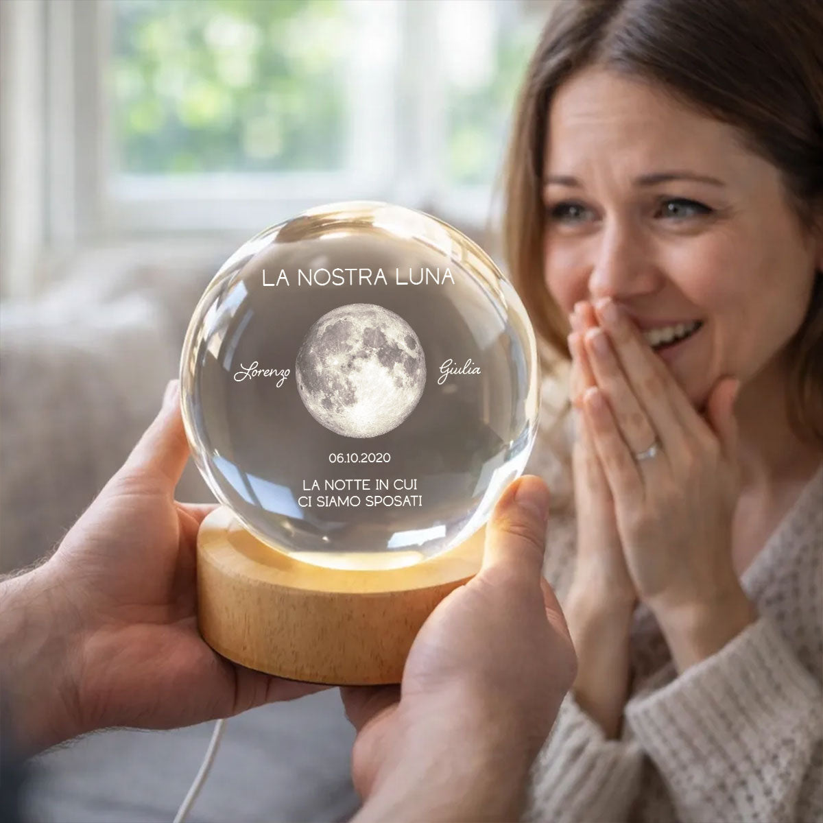 La Nostra Luna – Fase Lunare Personalizzata per Data – Sfera di Cristallo con Luce Notturna – Regalo di Anniversario