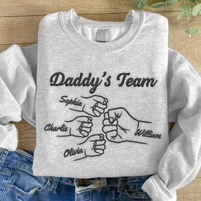 [EMBROIDERED EDITION] Daddy‘s Team Est. Fist Bump Gift For Husband Dad Grandpa Personalized Embroidered Sweatshirt