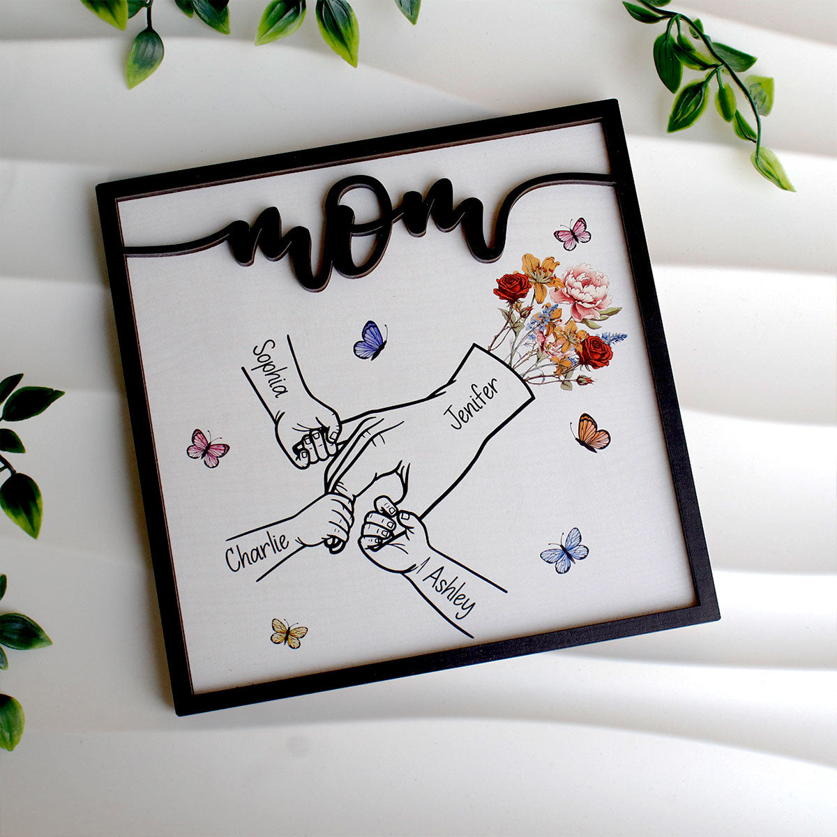 Kids Holding Mom‘s Hand Vintage Birth Month Flowers Personalized 2-Layer Wooden Plaque