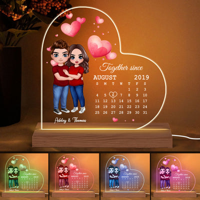 Doll Couple Hugging Standing Anniversary Date Calendar Personalized Heart Shaped Acrylic Plaque With LED Night Light - Anniversary Gift For Couple - Gift For Him, Gift For Her